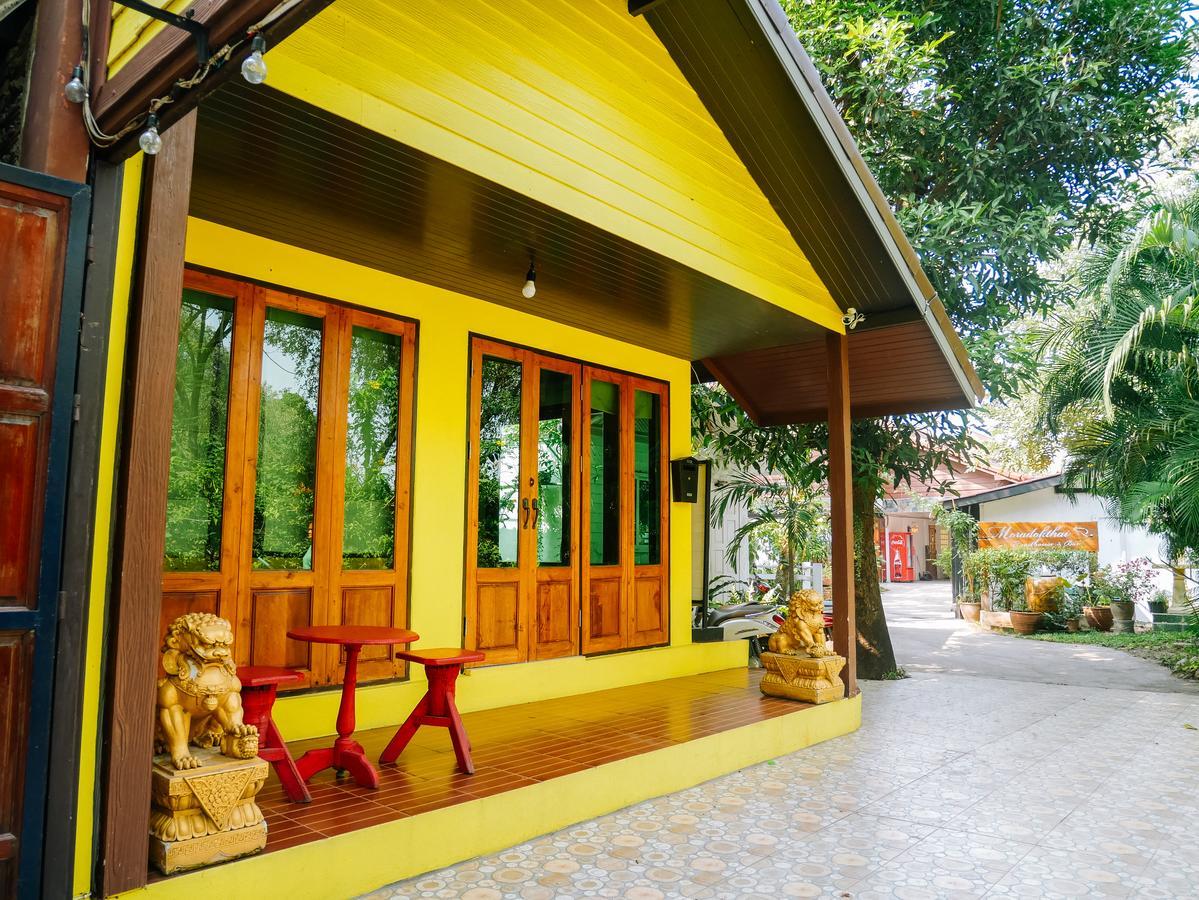 Moradok Thai Guesthouse Phra Nakhon Si Ayutthaya Ngoại thất bức ảnh